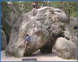 The classic boulder at L' Elephant, that gives its name to the area.